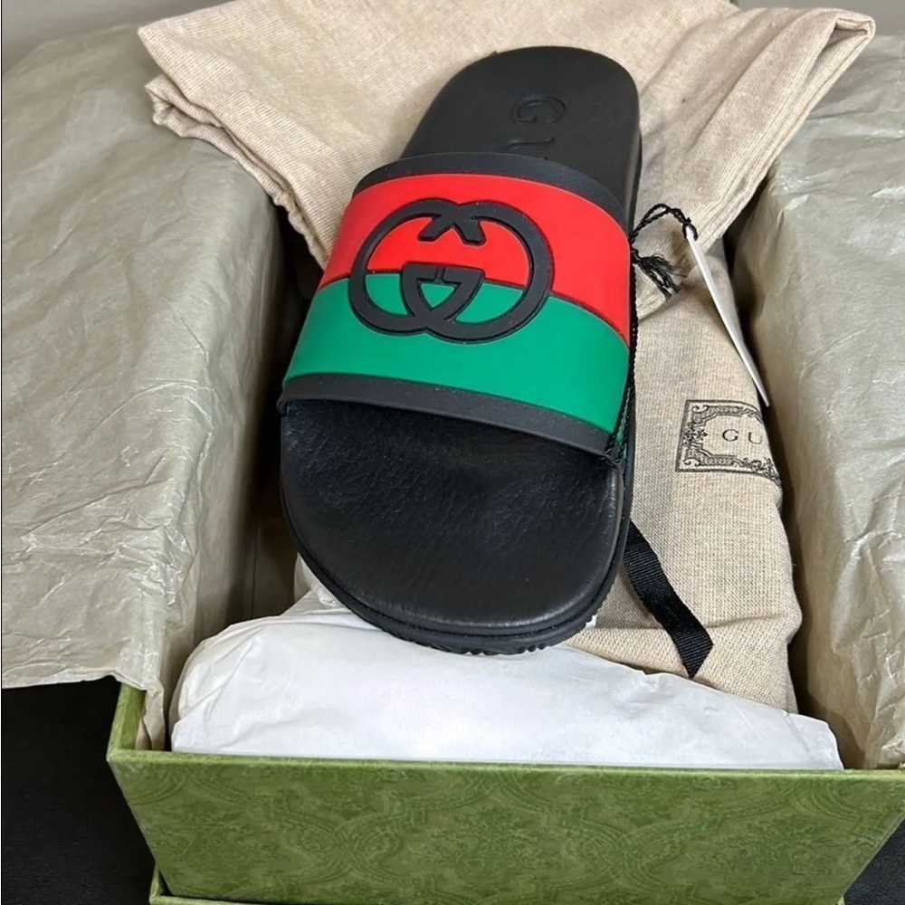 Gucci Brand new slides red and green size 41